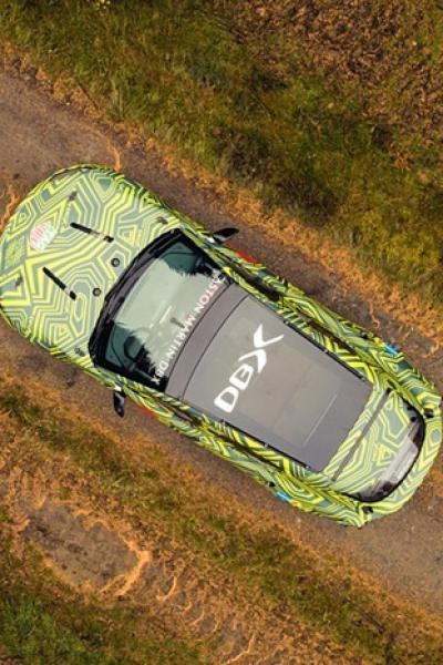 迟到的超跑越野车，阿斯顿·马丁首部SUV正式命名DBX